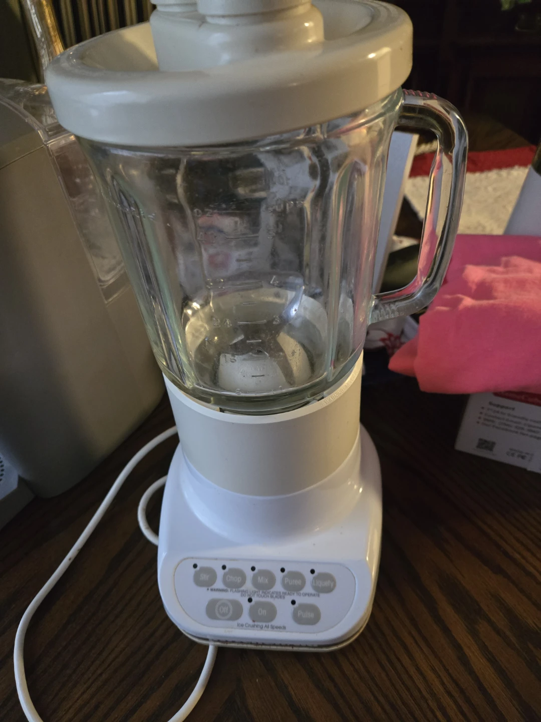 White Blender with Glass Jar