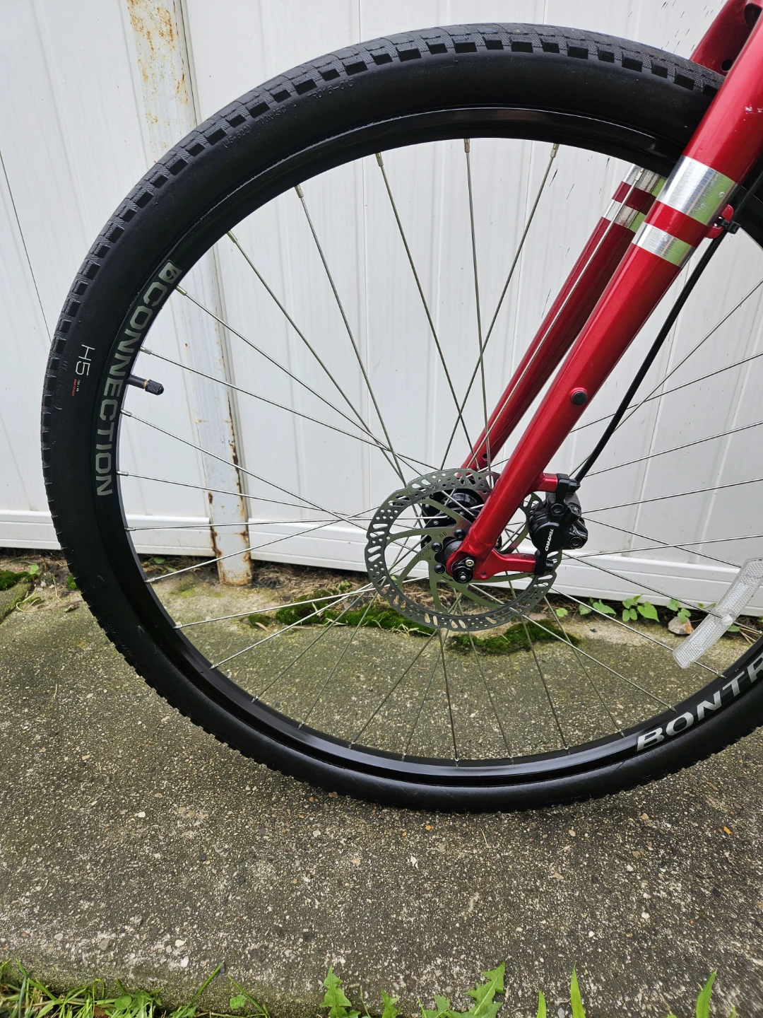 Trek Verve 2 Hybrid Bike - photo 2