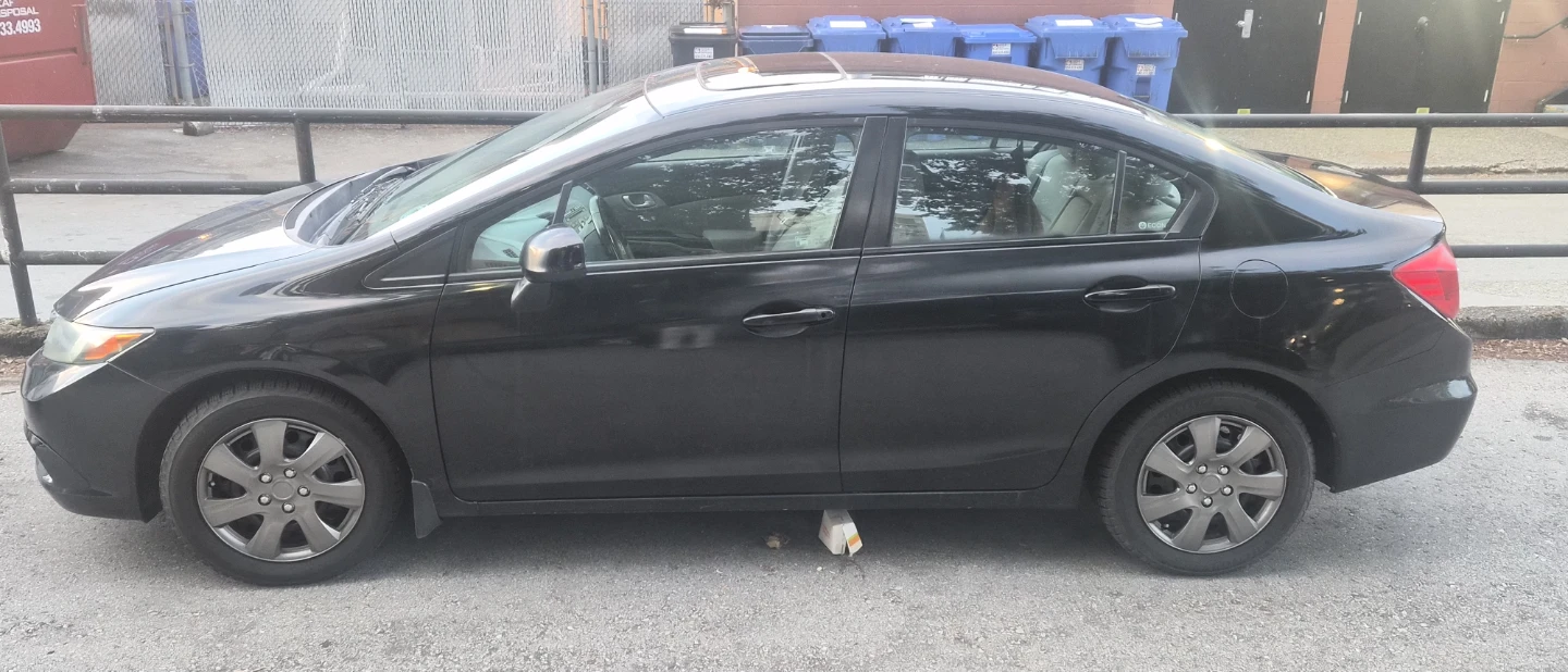 2012 Honda Civic Sedan lx - photo 2