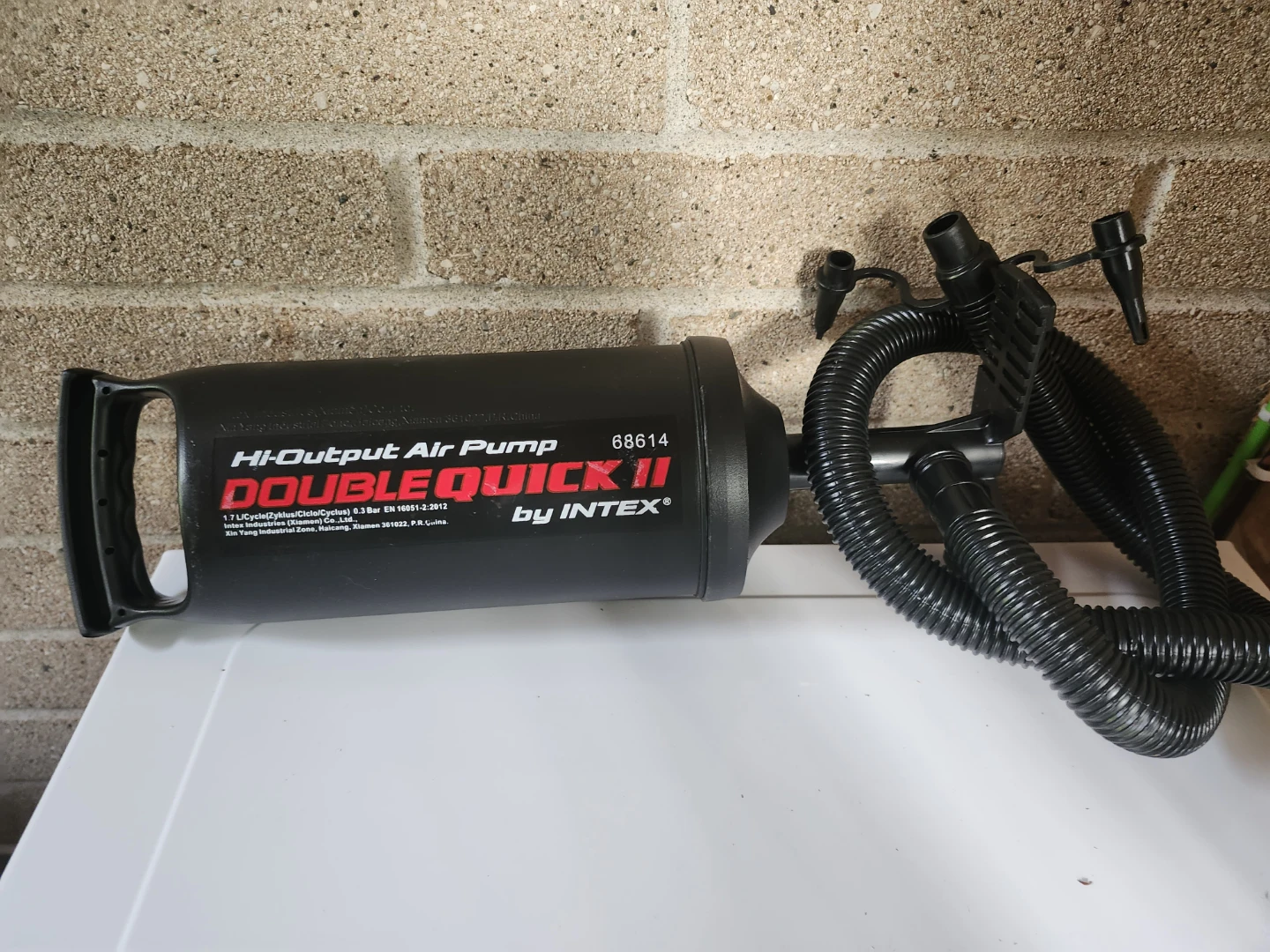 INTEX Double Quick II Hi-Output Air Pump - photo 3