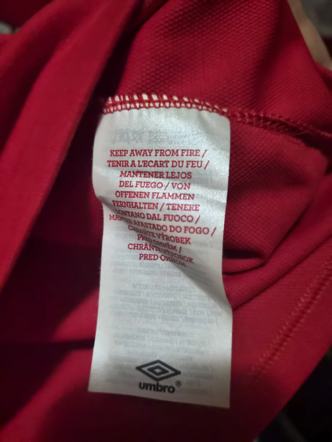 Vintage England 2010 World cup Umbro Soccer jersey - photo 4