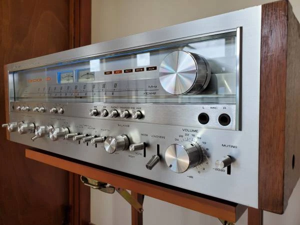 Pioneer Stereo - photo 2