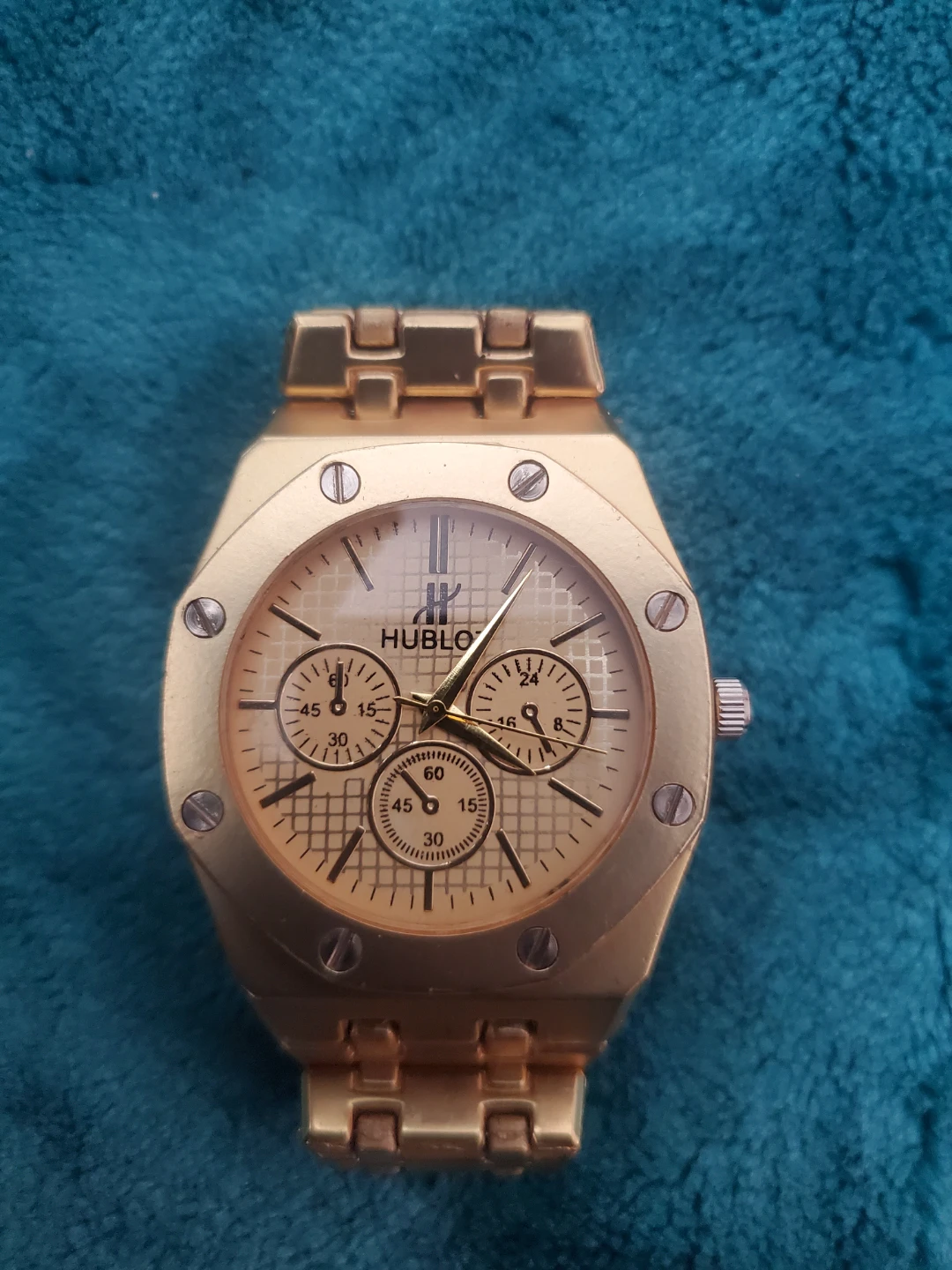 Gold coloured men's watch