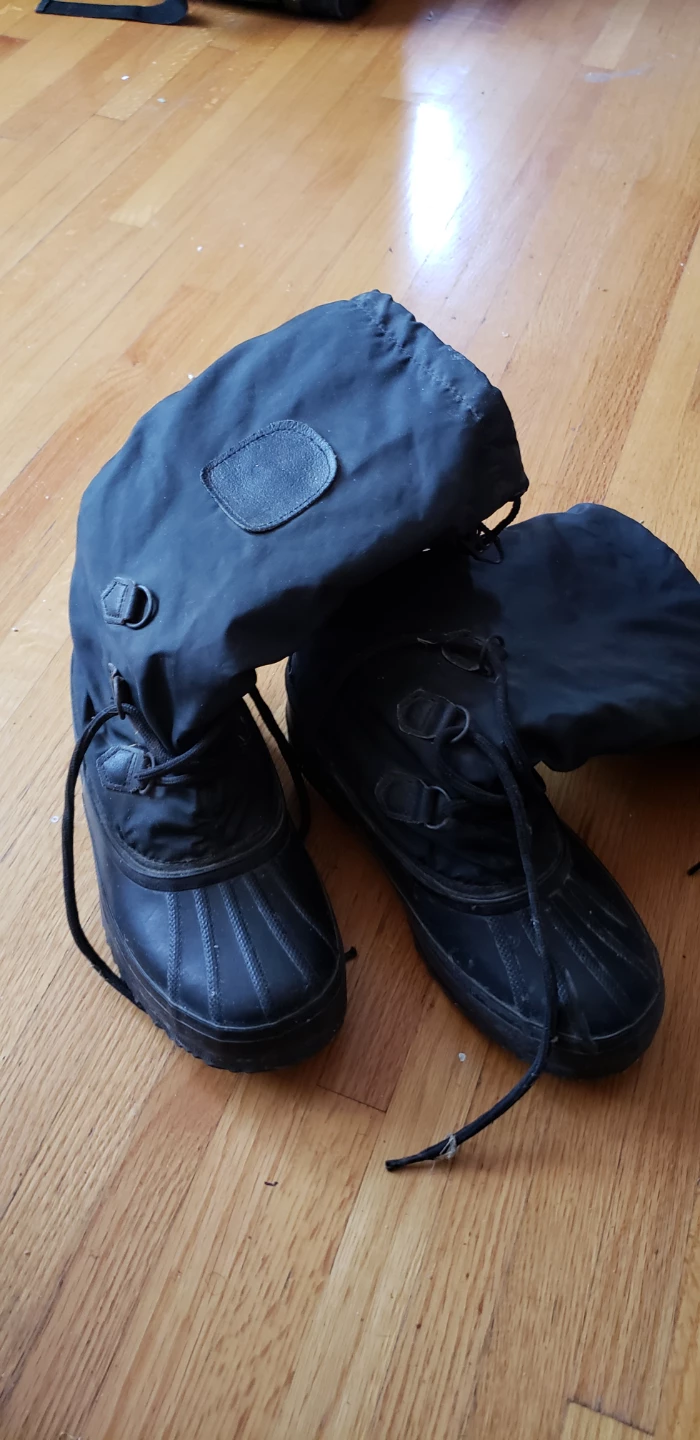 Sorel Black Winter Boots with Insulated Liners ladies size 8