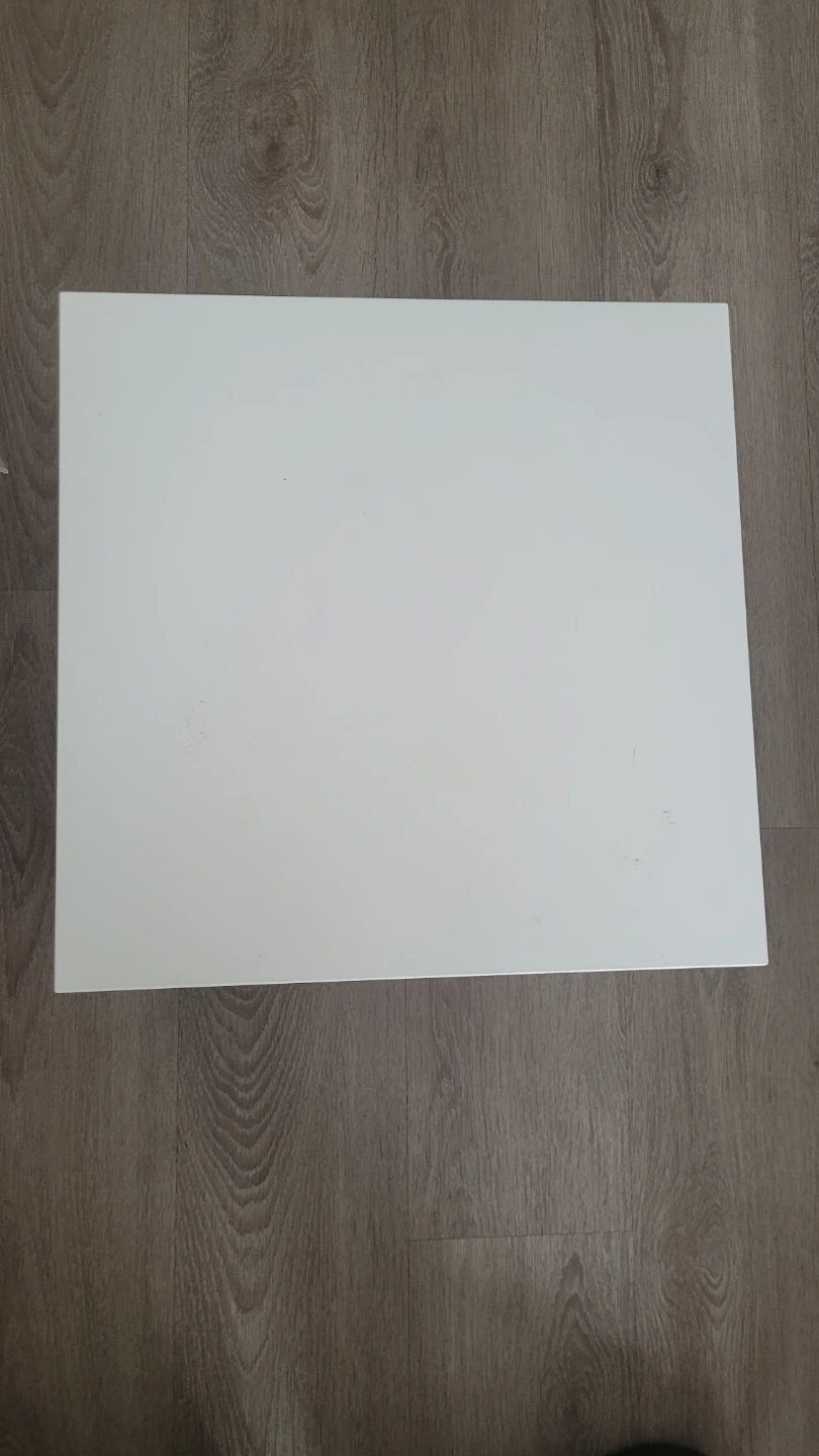 2x Small White Side Table (Free woven top mats) - photo 2