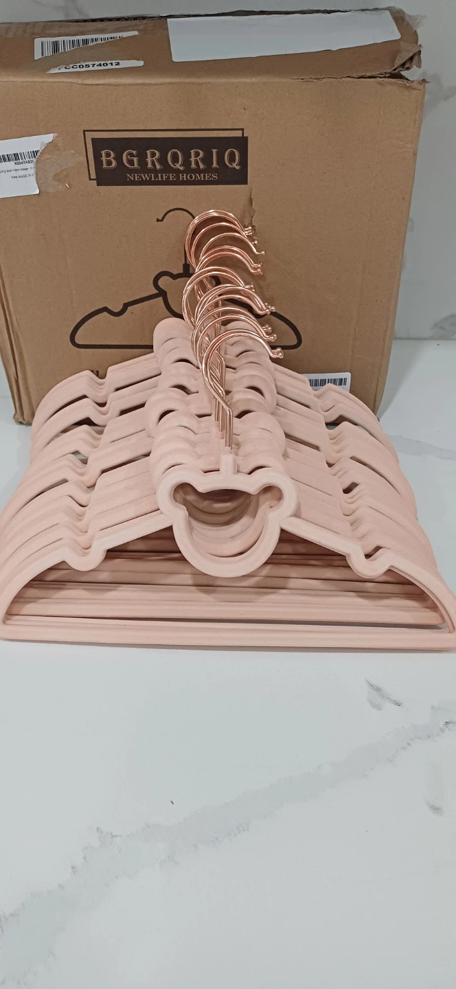 30 pcs Velvet hangers - photo 3