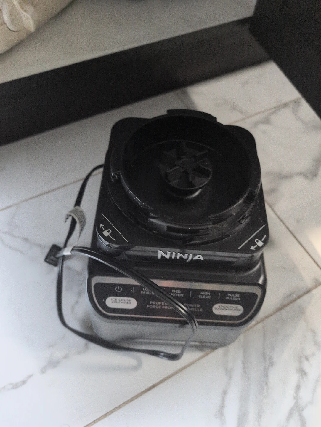 Ninja Blender Base & Pitcher - photo 3