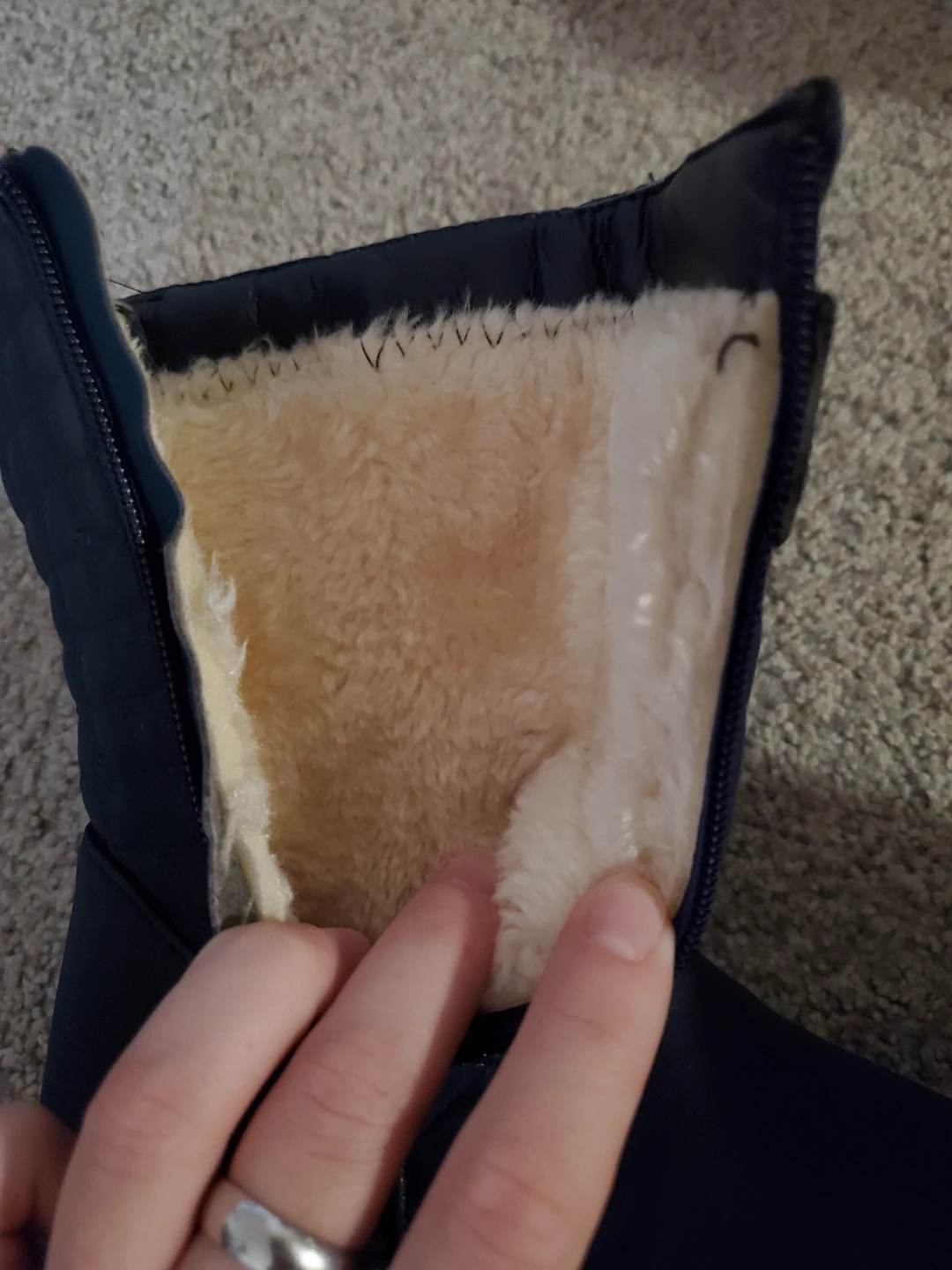 Winter Boots - Size 28 or around 8 toddler - photo 3