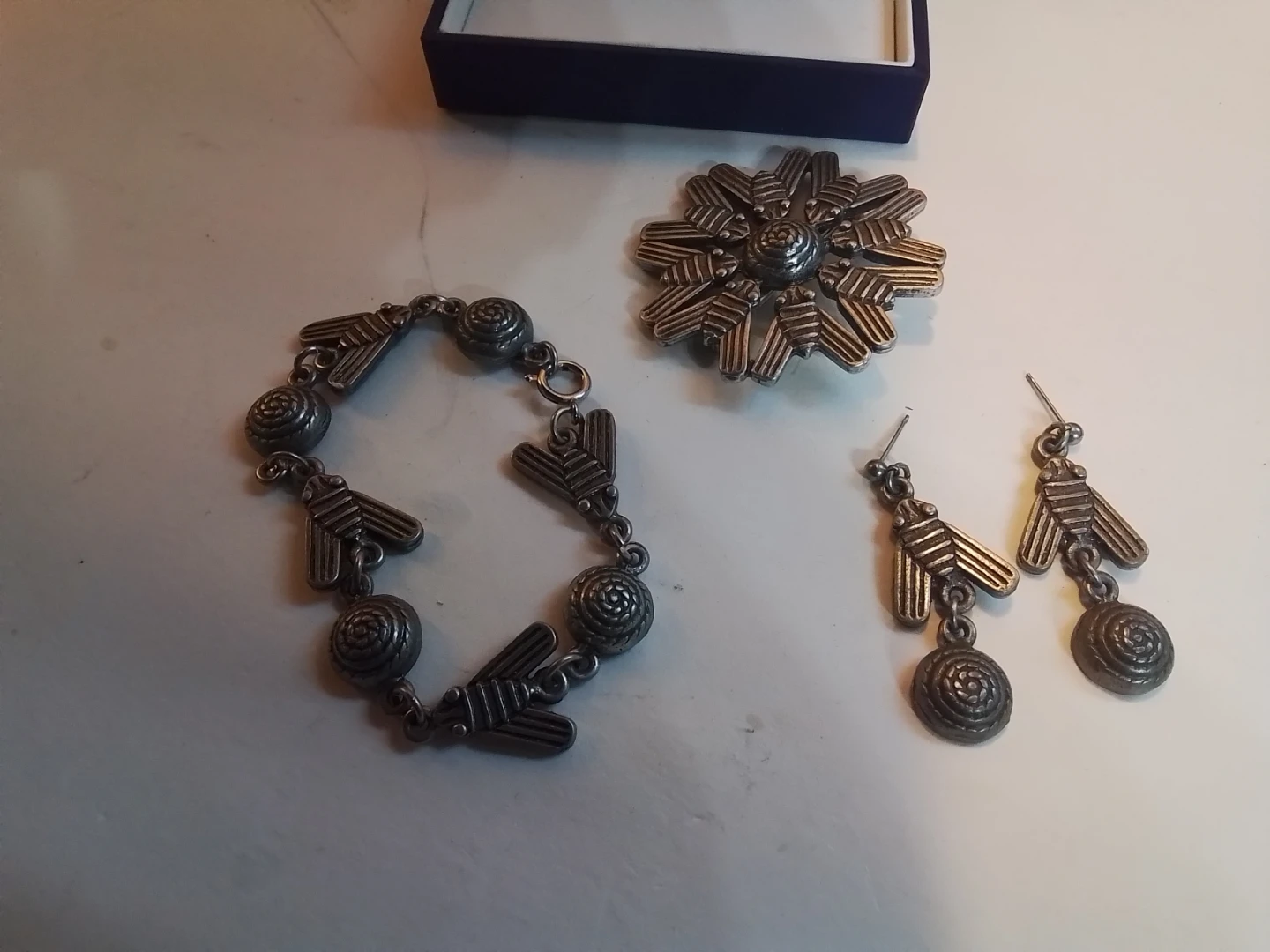 Rare Vintage Paul Kennedy Modernist Honeybee & Skep 3-Piece - photo 2