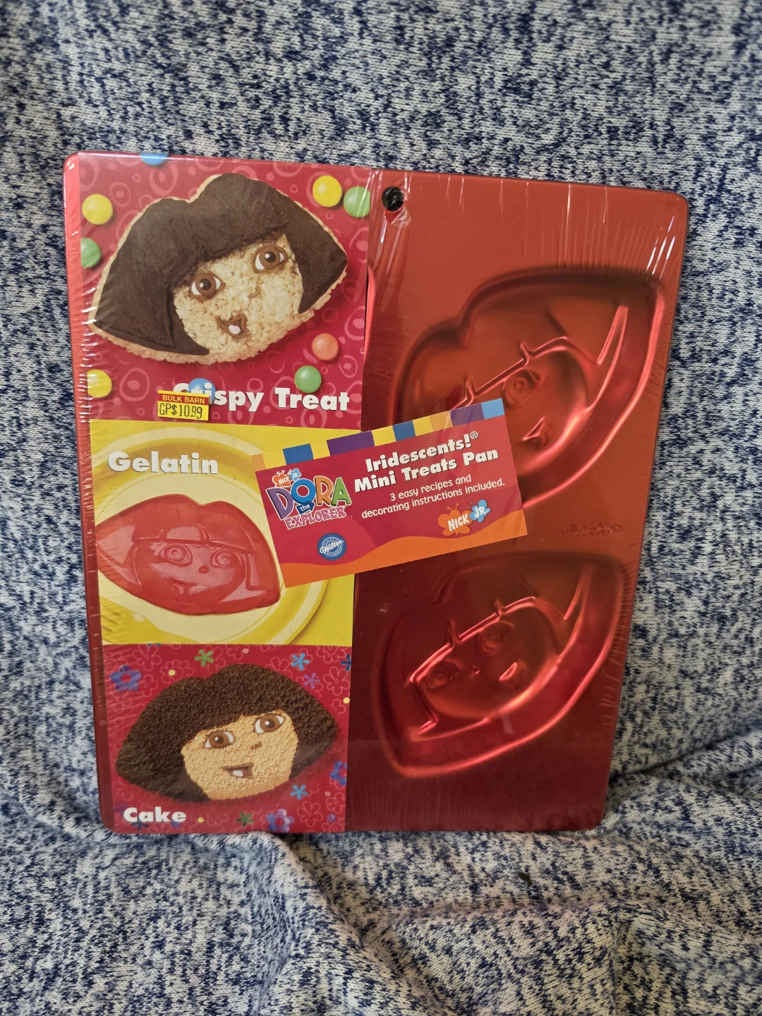 Dora the Explorer Iridescents! Mini Treats Pan