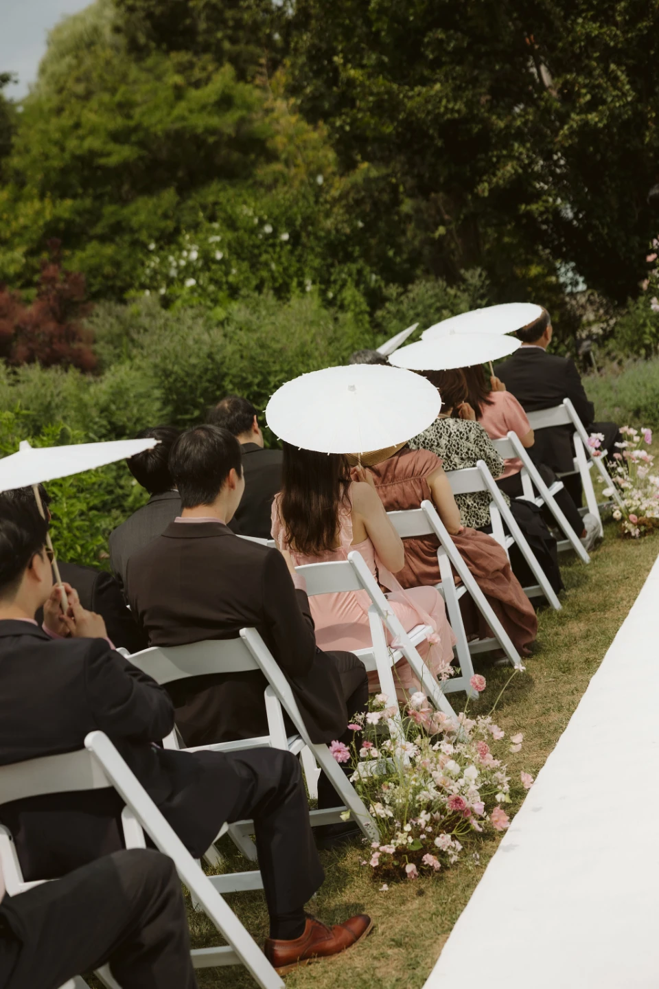 15 White Paper Parasol Umbrellas - photo 4