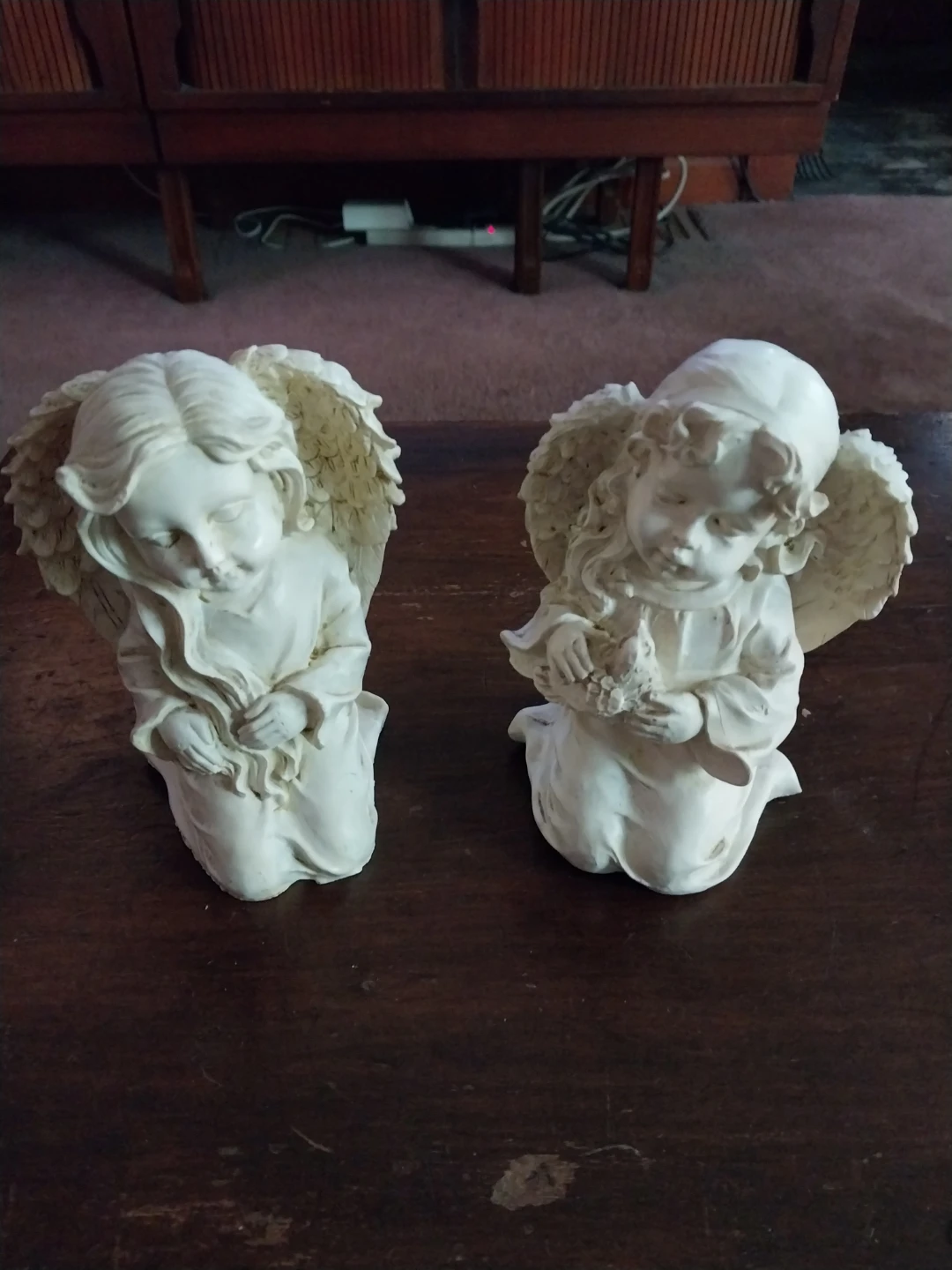 Set of 2 Cream Angel Figurines