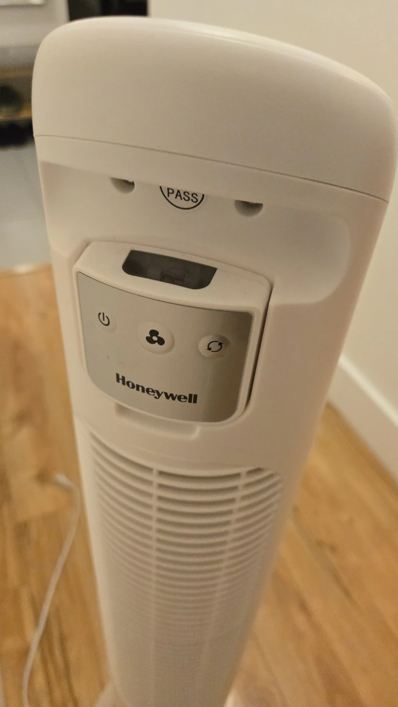 Honeywell QuietSet Tower Fan 40' - photo 4