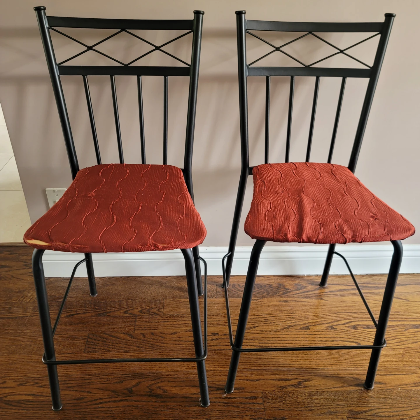 Set of 2 Black Metal Bar Stools