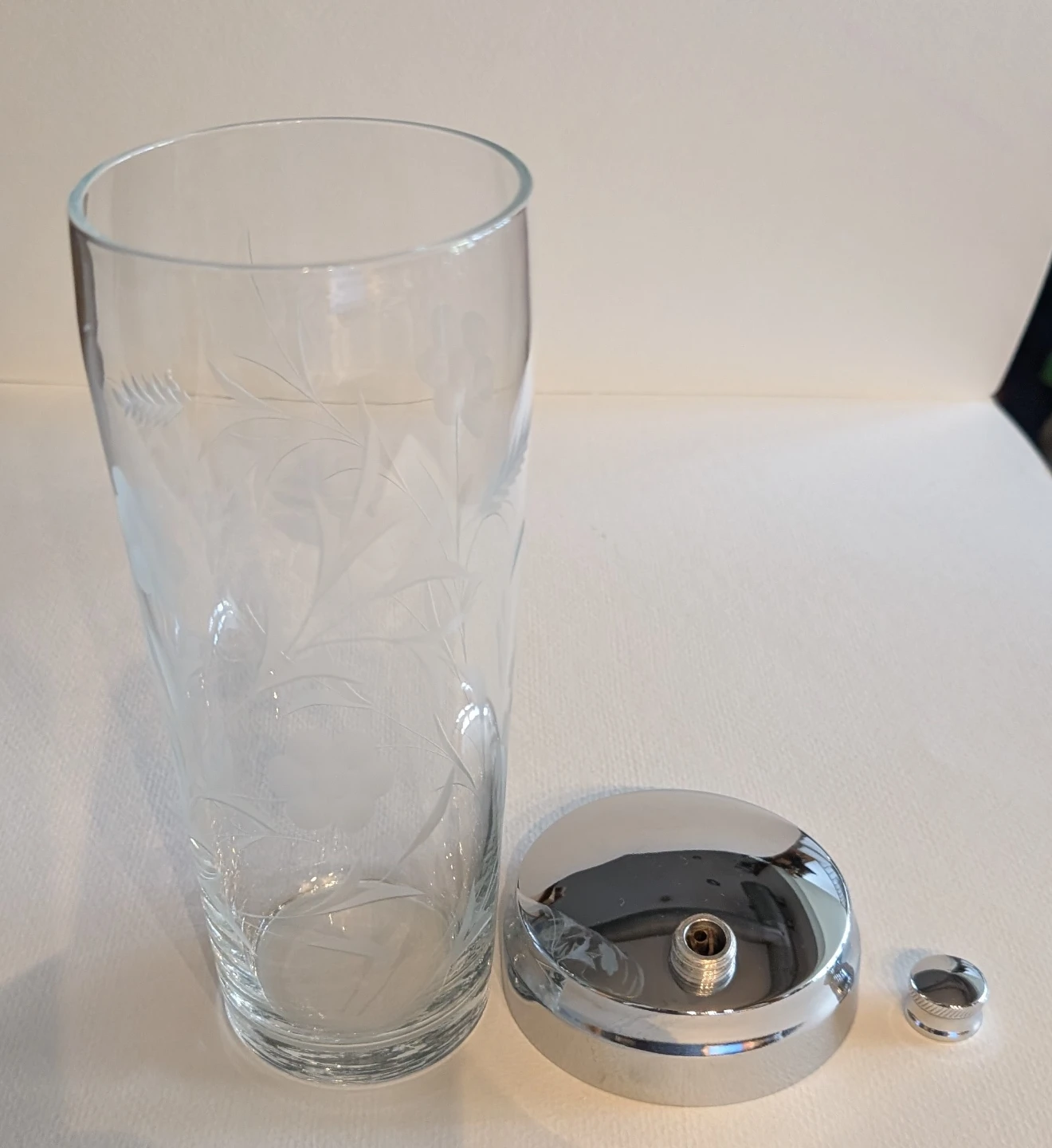 W.J. Hughes Glass "cornflower" Cocktail Shaker - photo 2