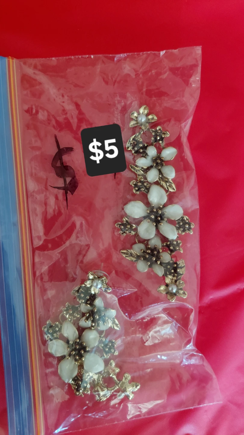 Assorted fashion jewellery collection - photo 2