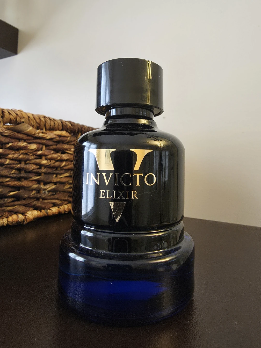 Fragrance World Invicto Victorious Elixir