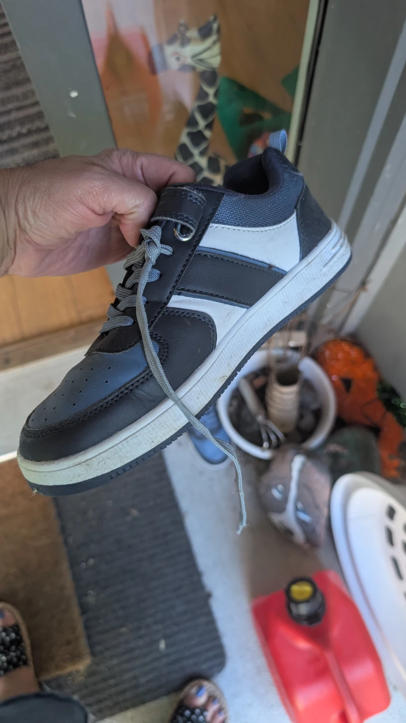 Kids Blue and Black Sneakers size 6 - photo 2
