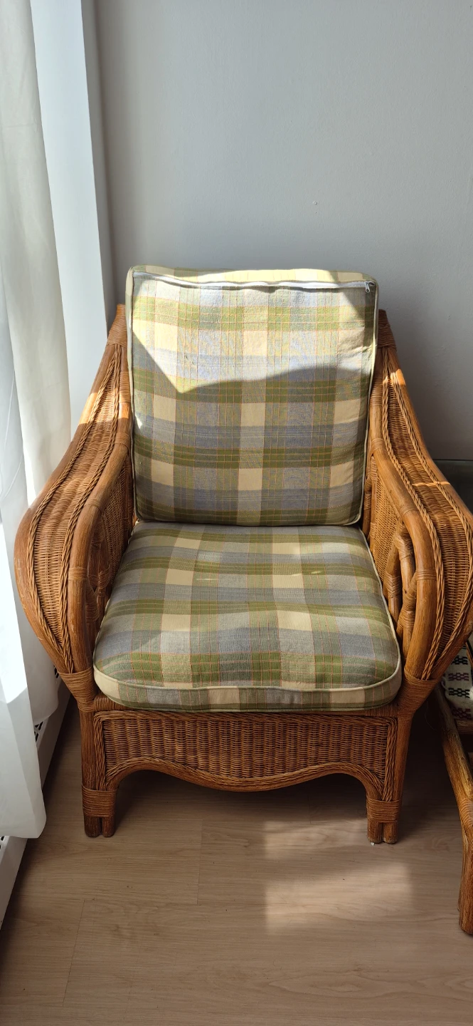 Wicker Armchair with Plaid Cushions - photo 3