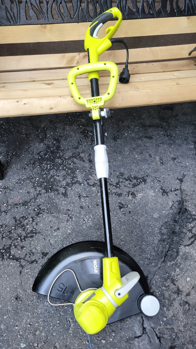 Ryobi String Trimmer 15" like new