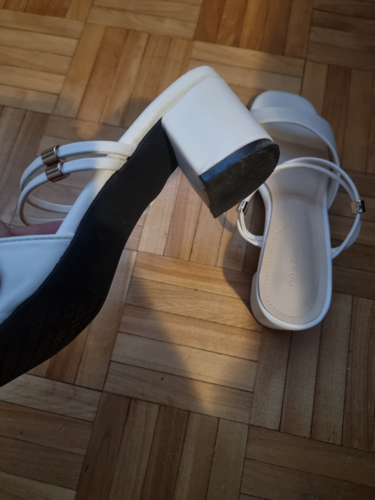 size 7 Women's White Block Heel Sandals - photo 2