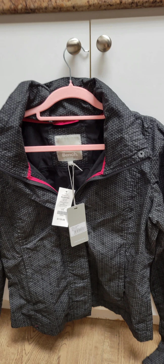 Bench Jacket - Size L  bnwt - photo 2
