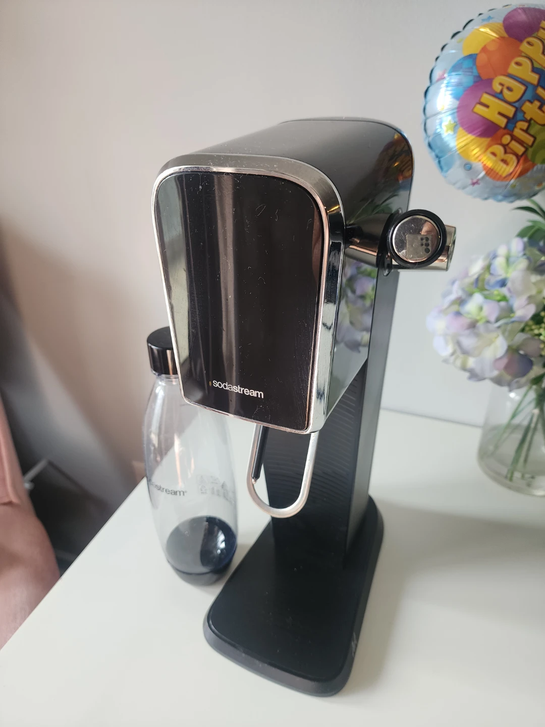 SodaStream Carbonator Machine with Bottle - photo 2