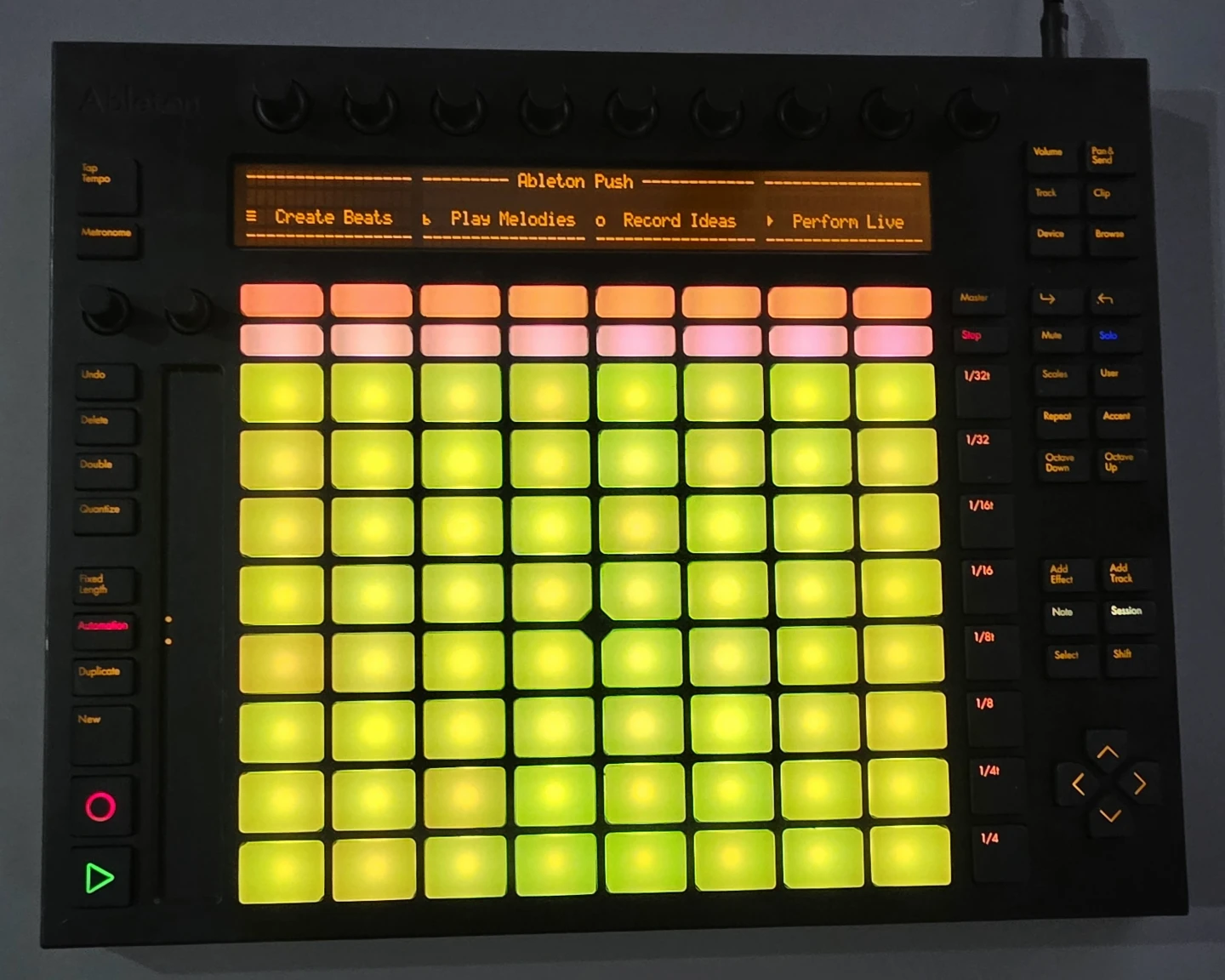 Ableton Push 1 Midi Controller in box w power supply + USB Cable - photo 4