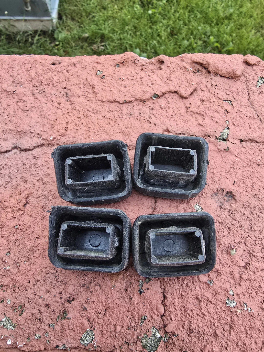 4pcs End Caps For Car Roof Crossbar Cargo Bars