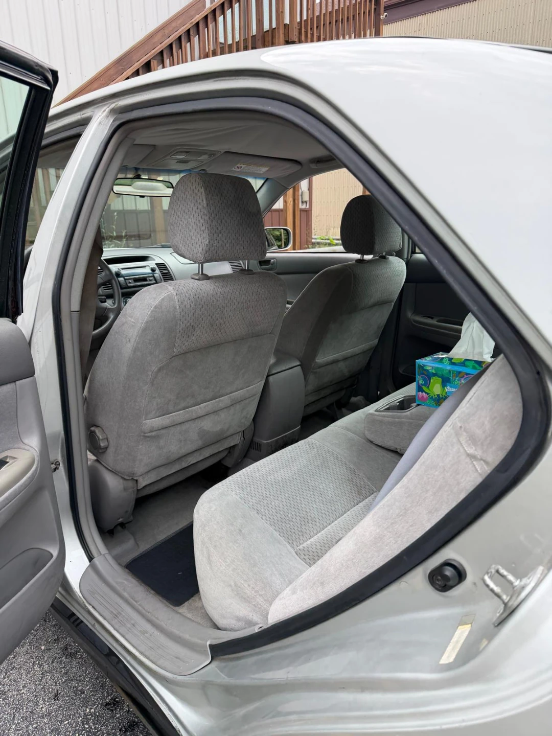 2003 toyota Camry LE Sedan - photo 3