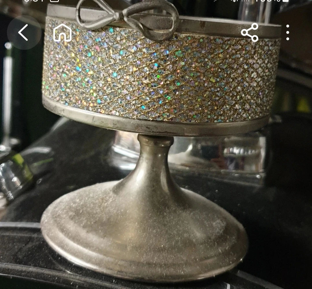 Sparkly Trinket Dish with Bow Detail - photo 2
