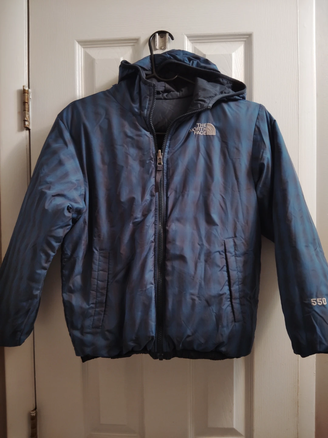 The North Face Boys 550 Reversible Down Jacket (Medium 10-12) - photo 4