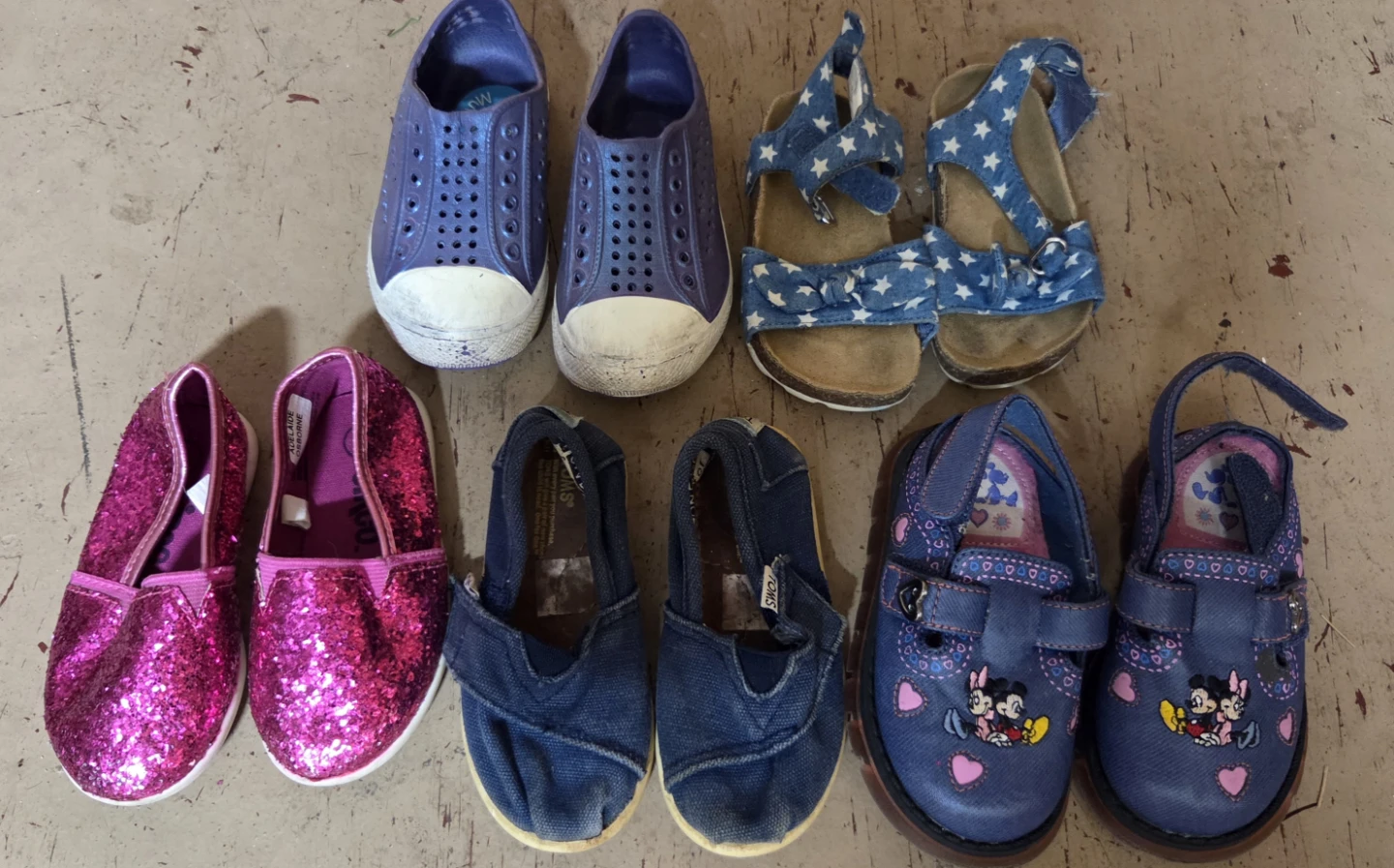 Assorted Kids' Shoes - Various Brands size 6 - photo 2