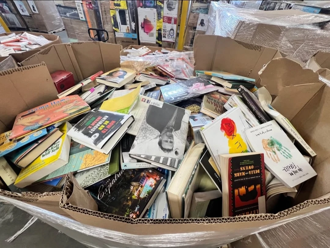 Assorted Books /pallets - photo 2