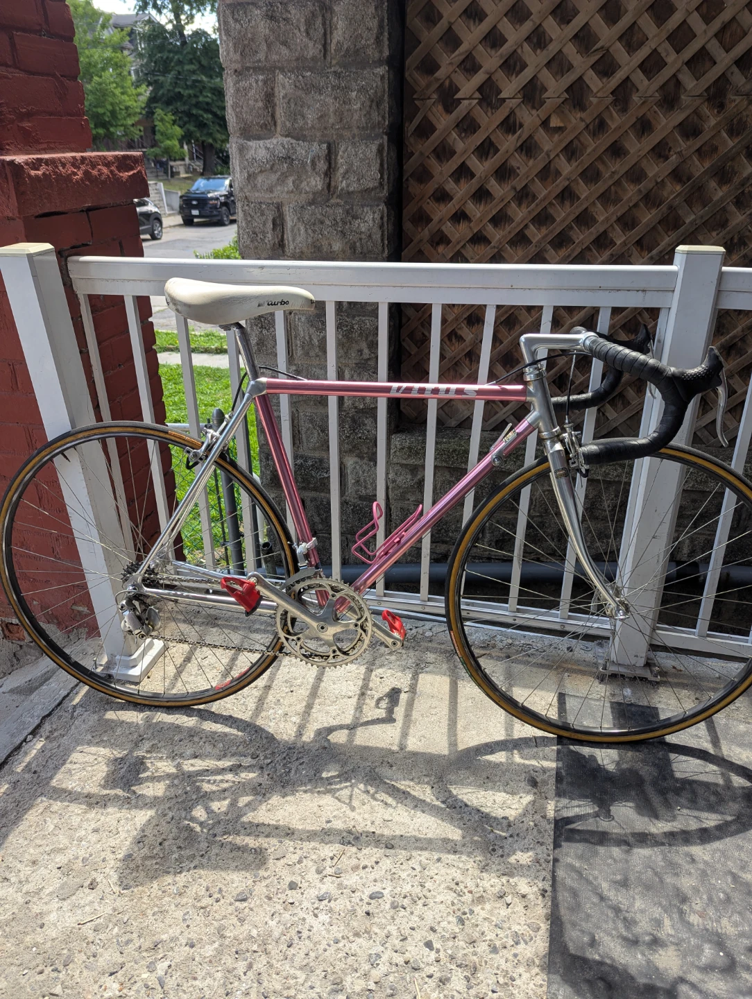Vintage Vitus 979 Dural Road Bike – 52cm –