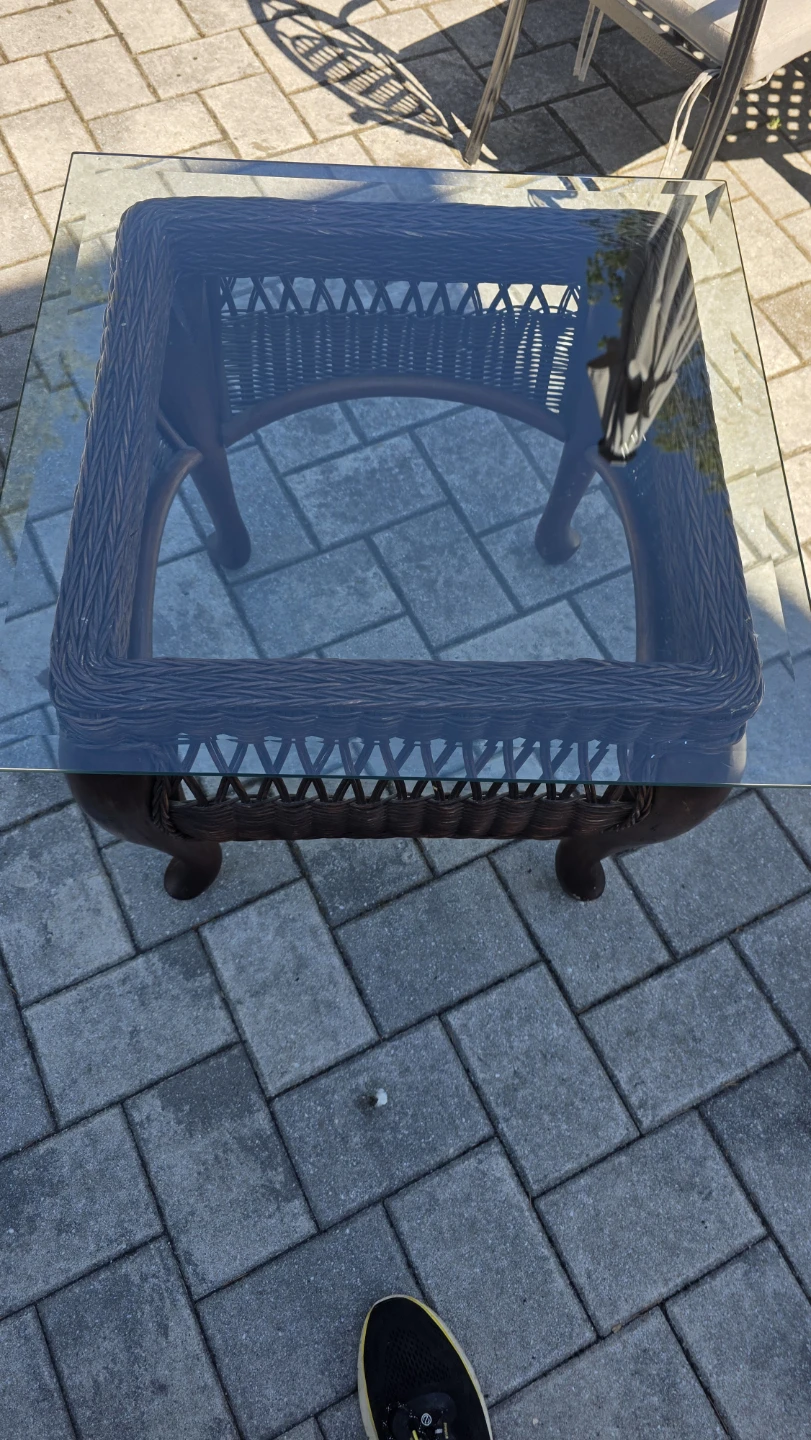 Wicker End Table with Glass Top - photo 2