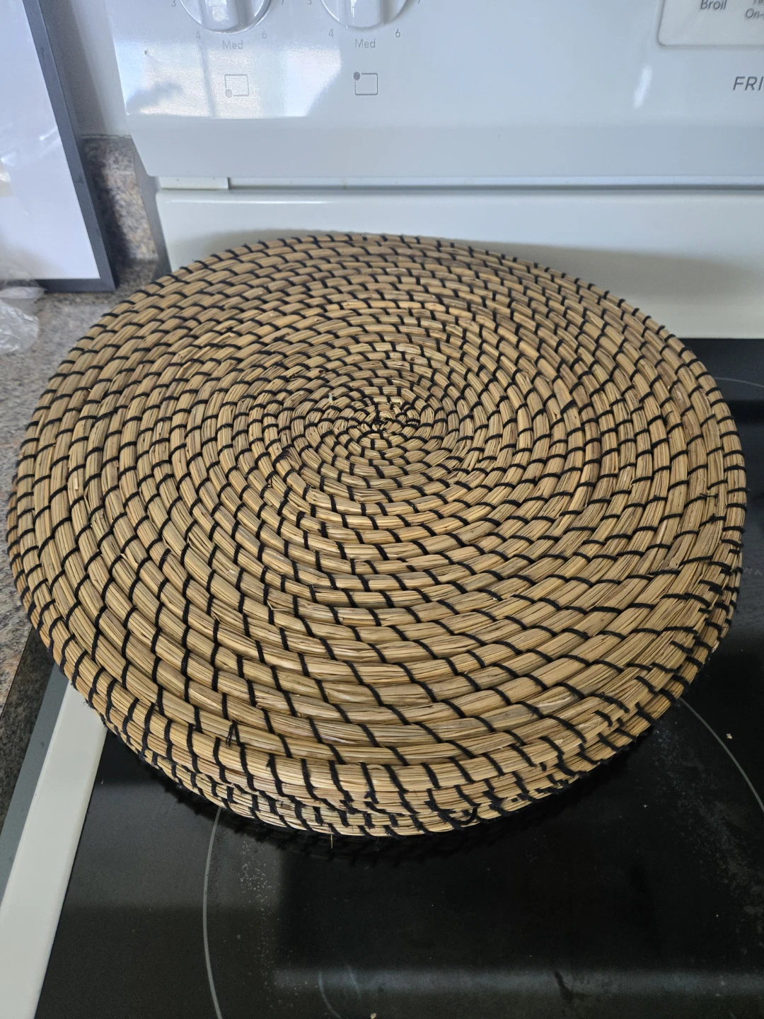 Woven Round Placemats (Set of 6)