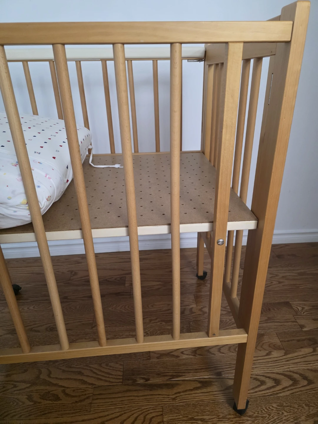Wooden Baby Bassinet with Mattress - photo 4