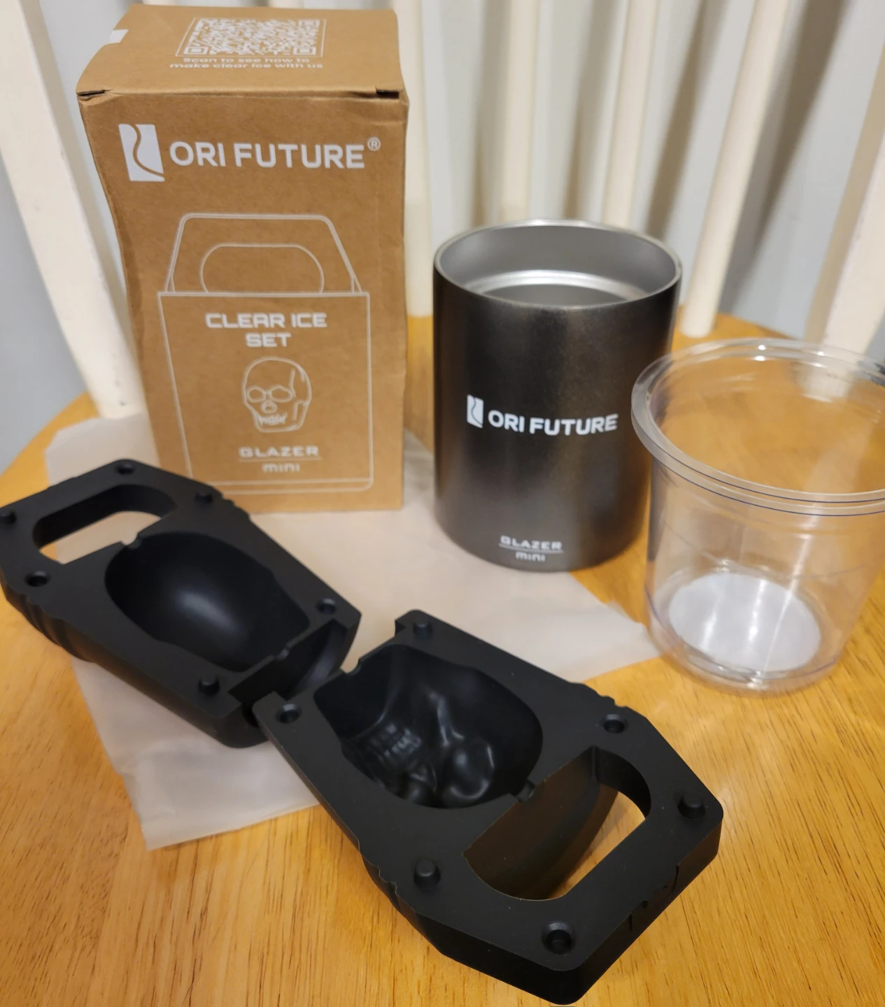 Ori future GLAZER mini , Clear Skull Ice Mold Bourbon NEW - photo 2