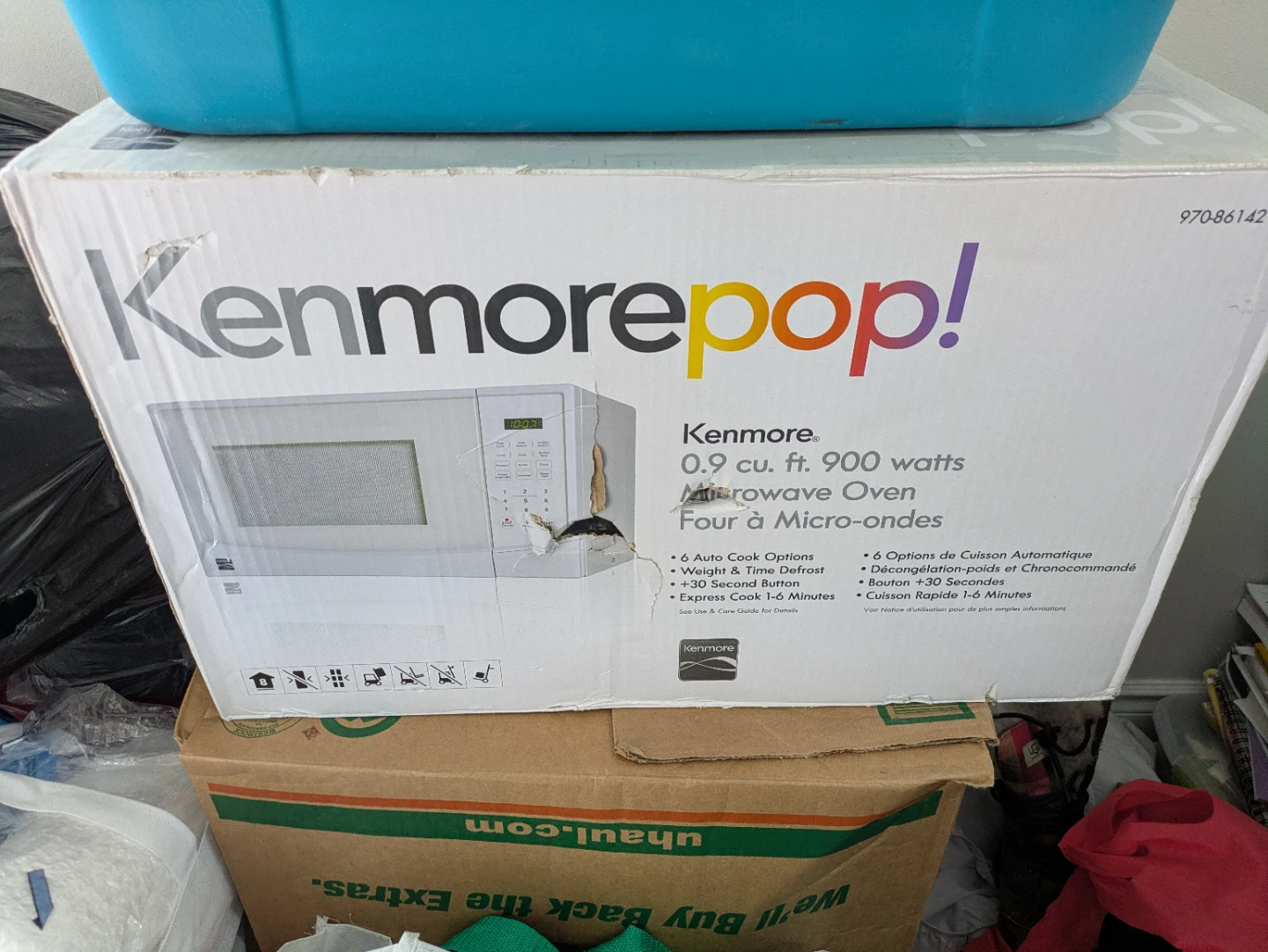 Kenmore Pop! Microwave Oven 0.9 cu. ft. 900 Watts