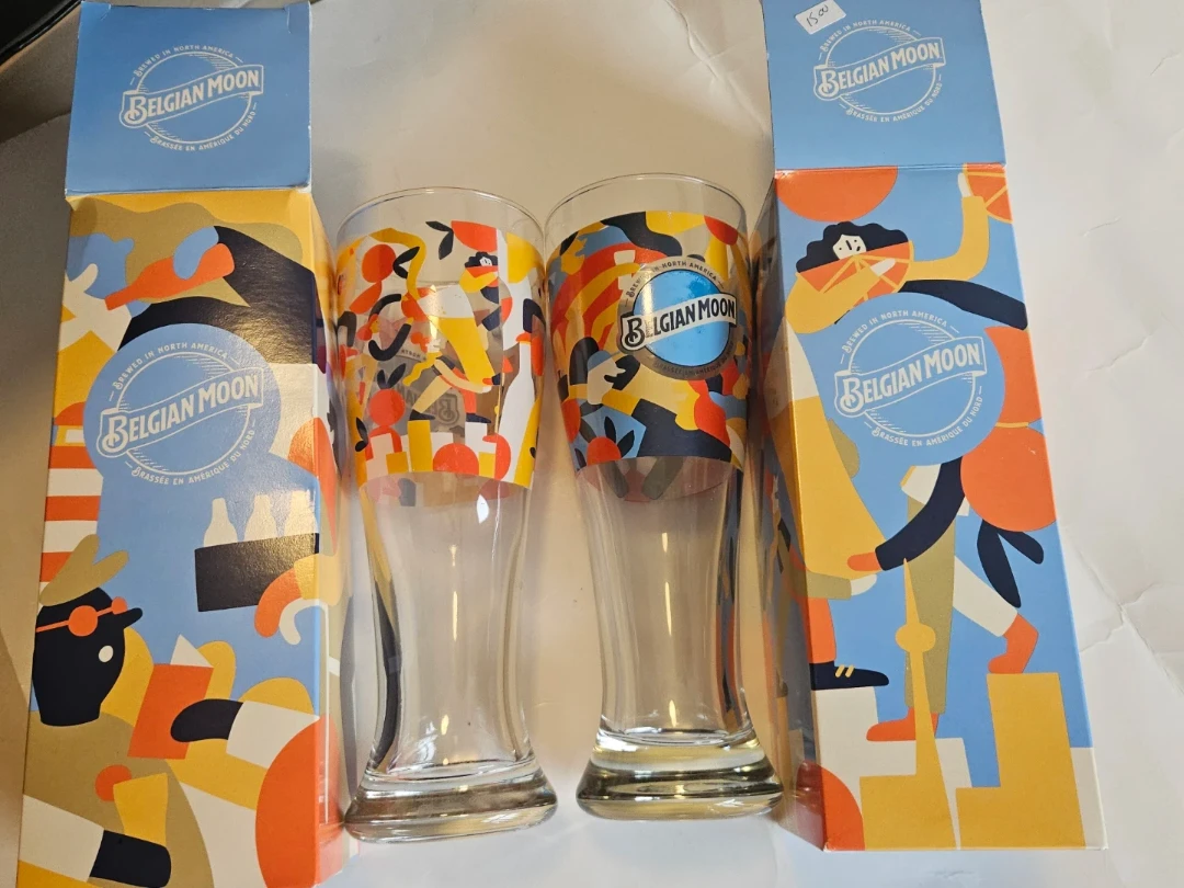 Belgian Moon Beer Glasses Set