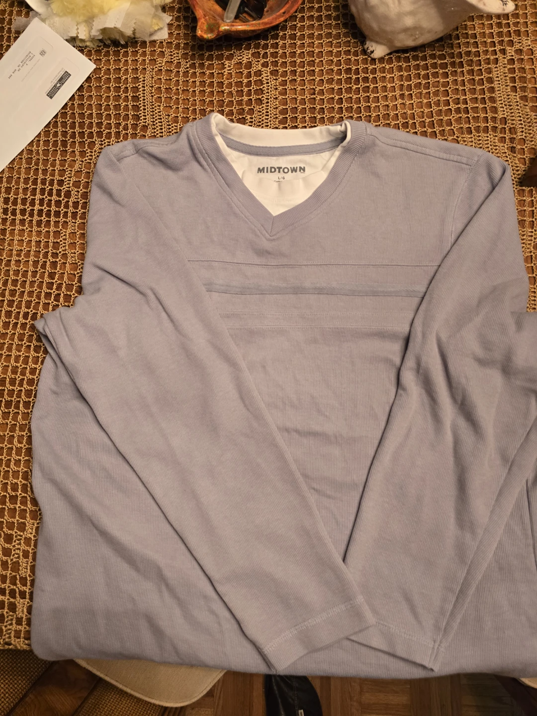 5  Sweaters - photo 2
