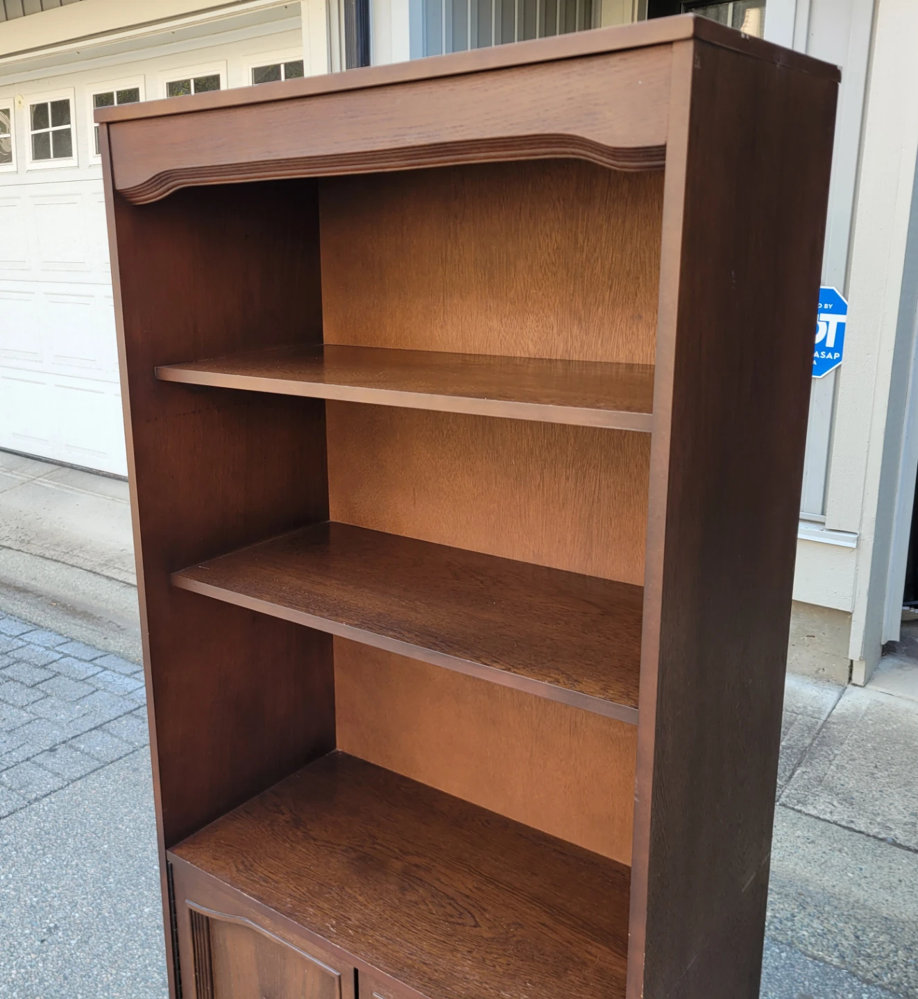 Vintage Mid-Century Wooden Bookshelf with Cabinet Base - photo 3