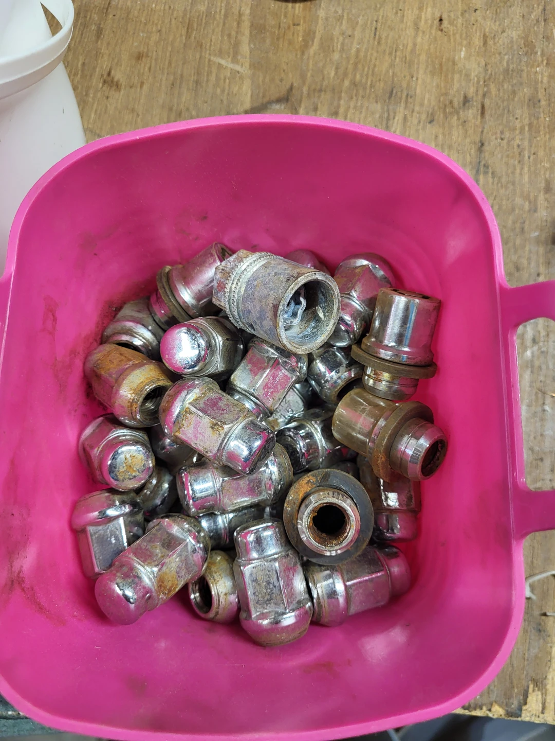 Car Lug Nuts - 12x1.5