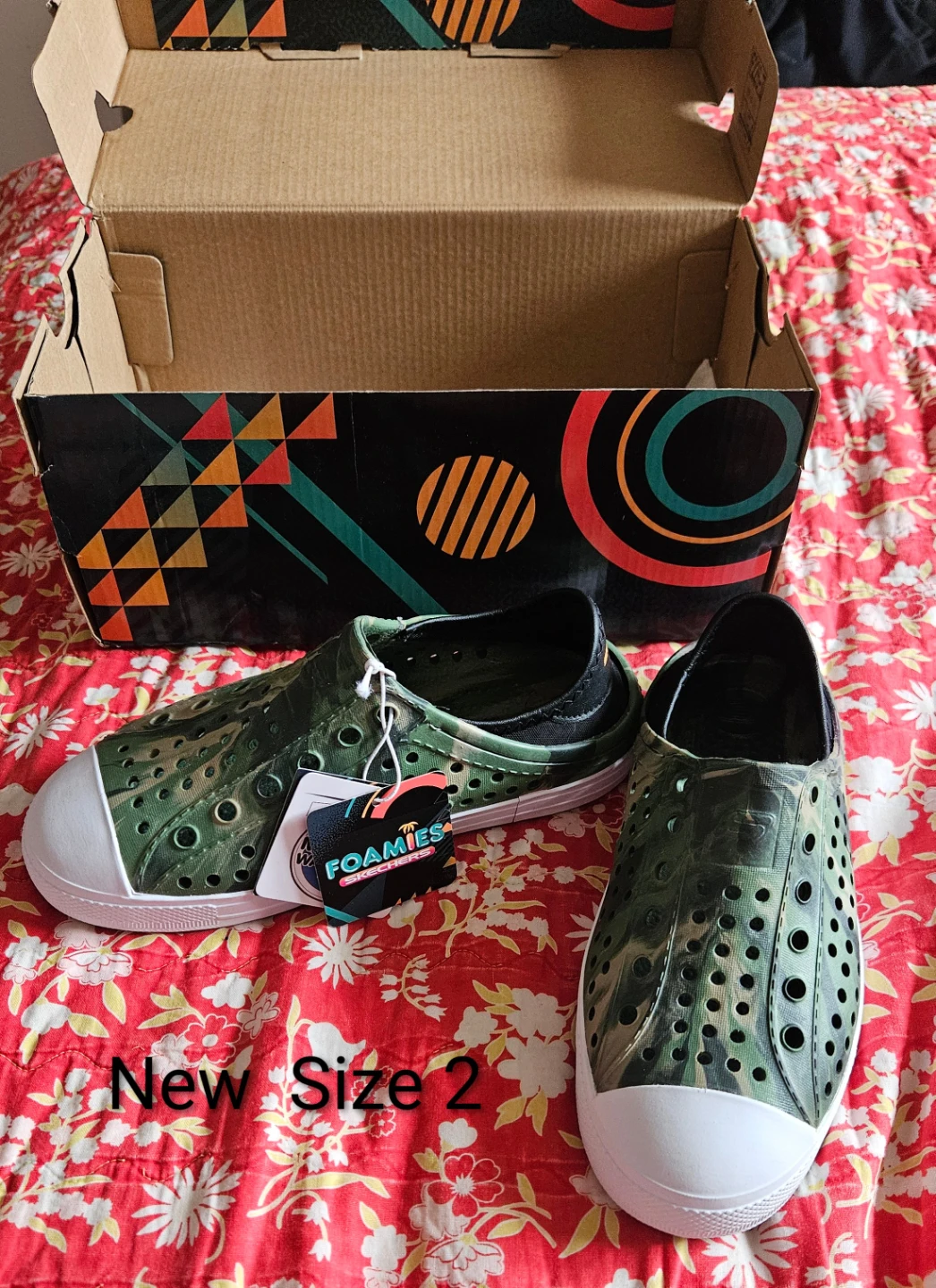 NEW! Kids Sketchers Foamies Size 2