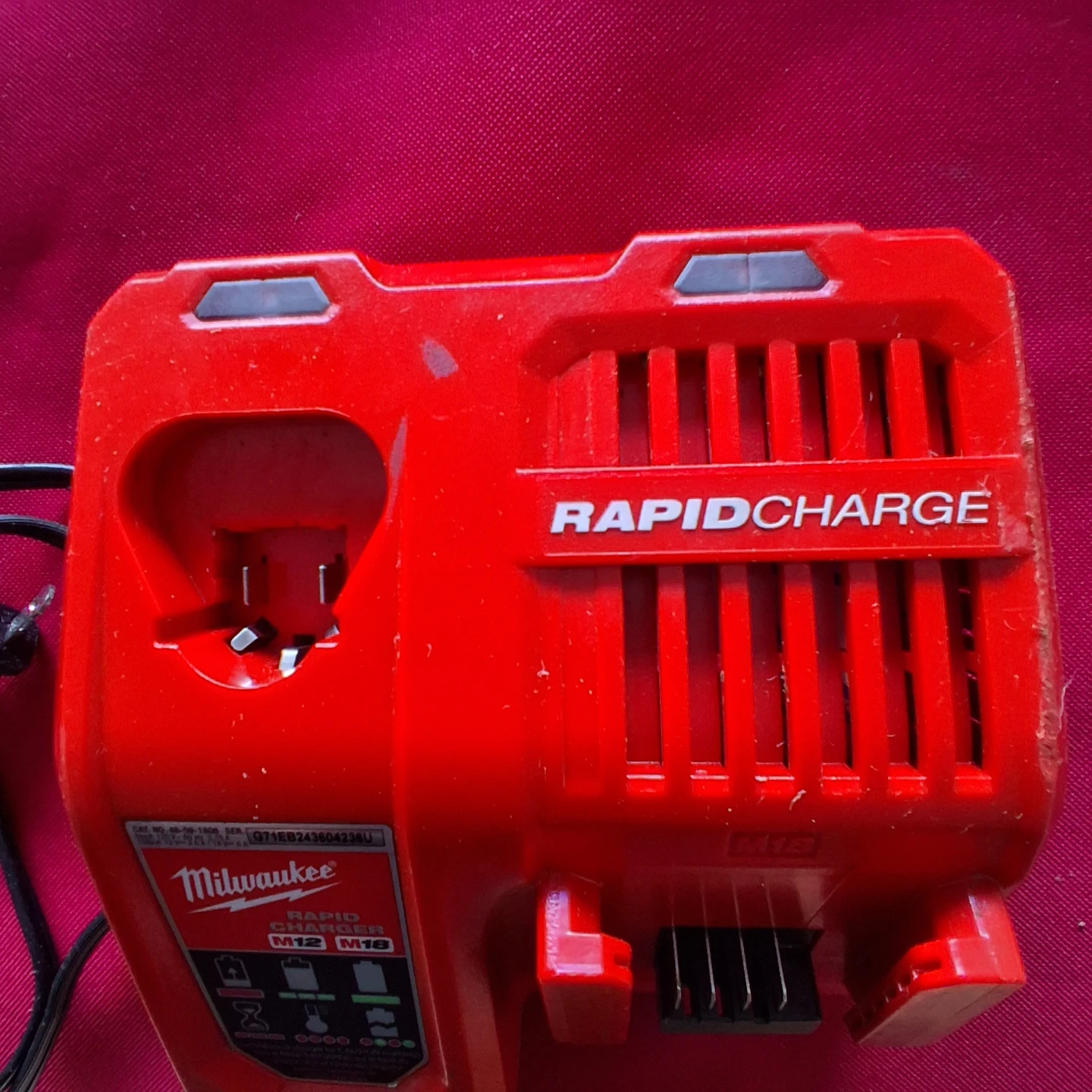 Milwaukee Rapid Charger M12 & M18 - photo 2