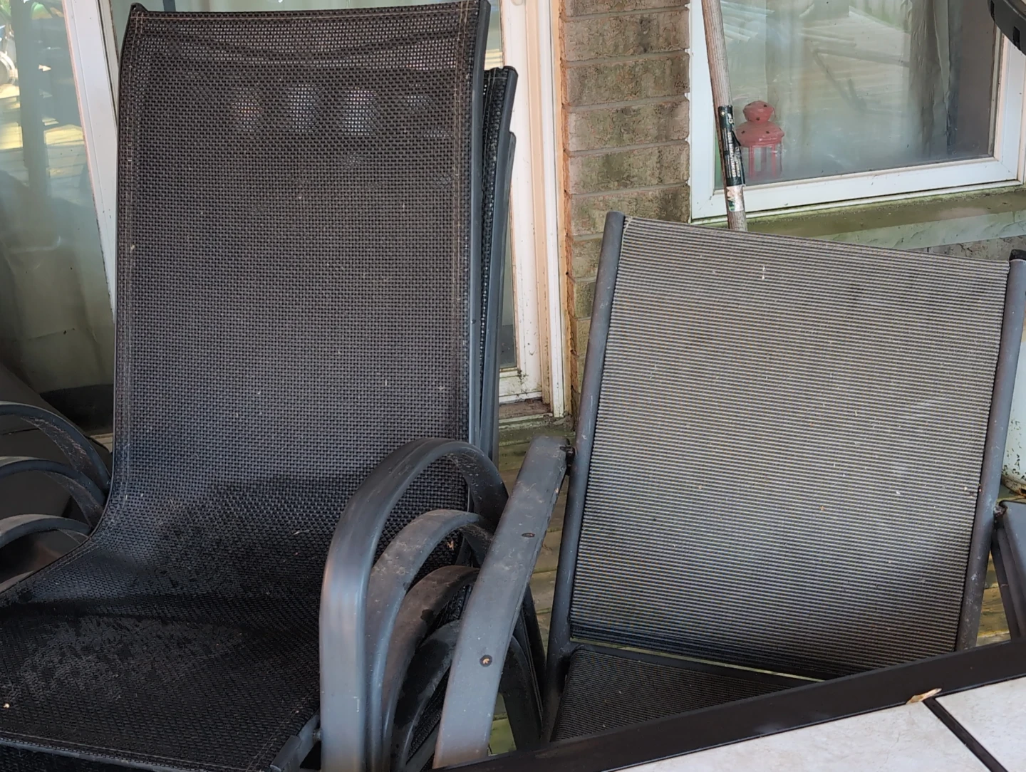 Outdoor Patio Table with Tile Top - photo 2