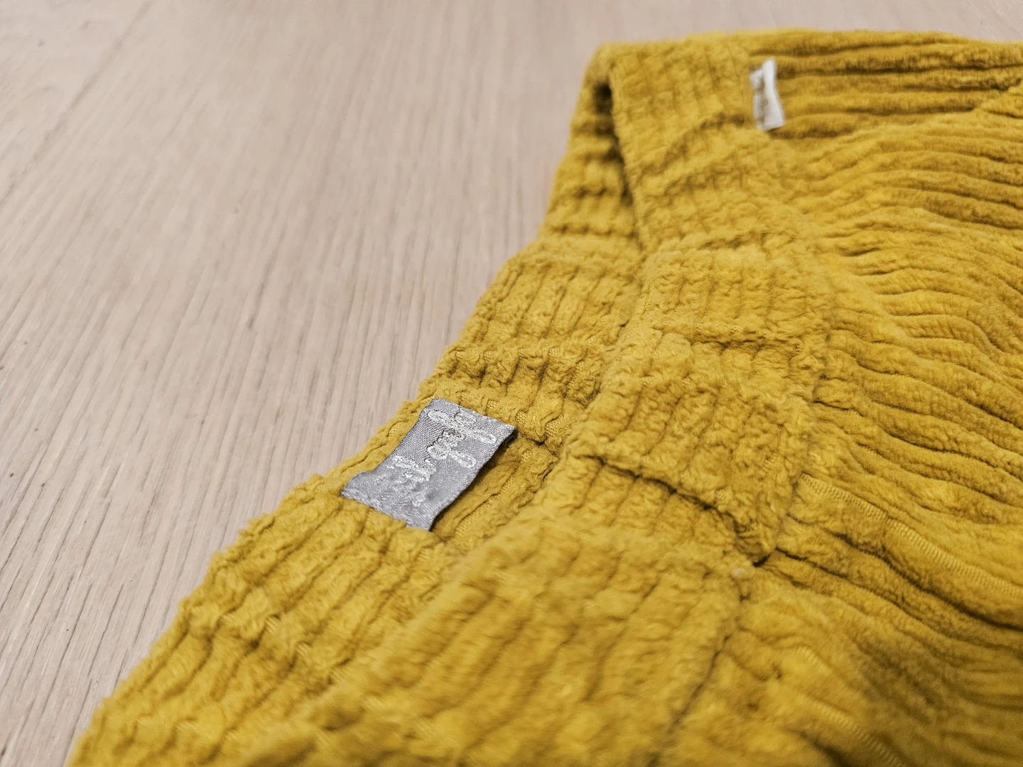 Il gufo Yellow Corduroy Shorts 4y - photo 2