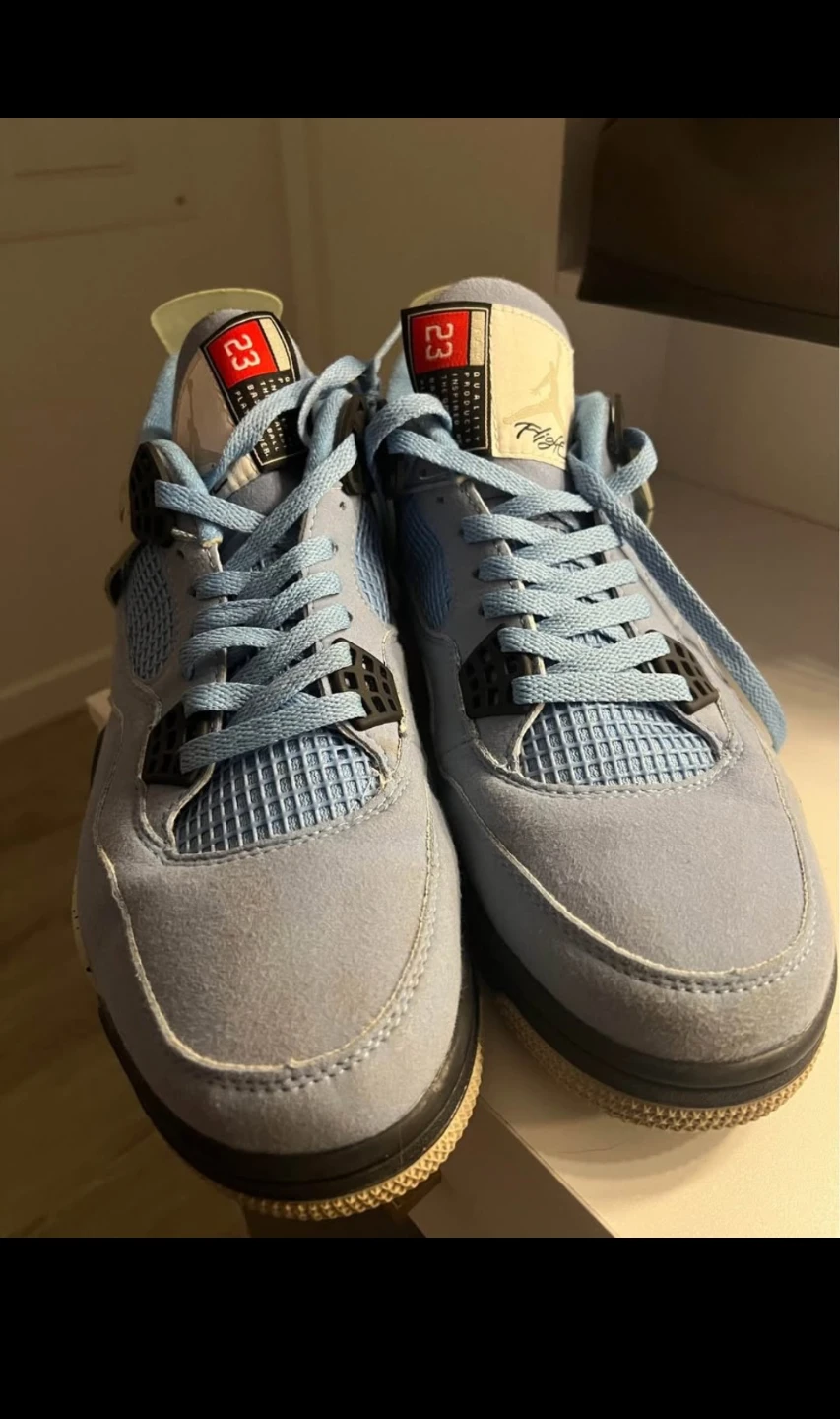 Air Jordan 4 "University Blue" Sneakers