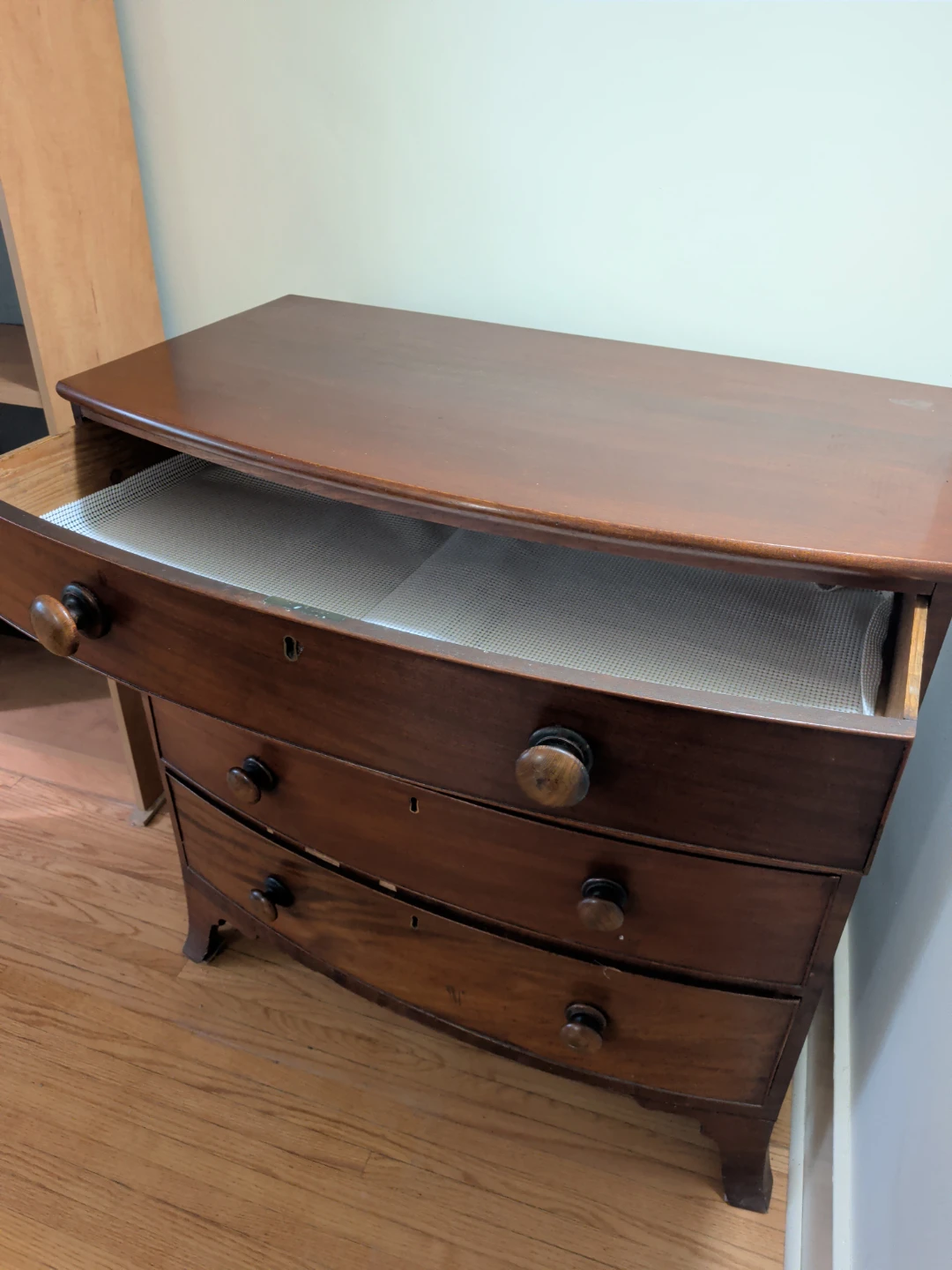 Vintage Wooden Dresser - photo 2